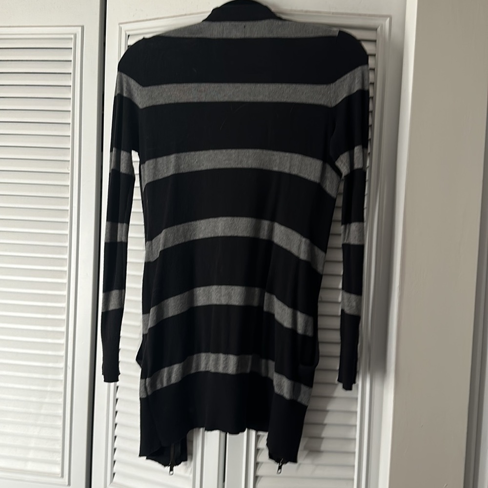 Guess lightweight sweater - Picture 7 of 7